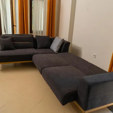 Private Villa-villa Lufu 别墅