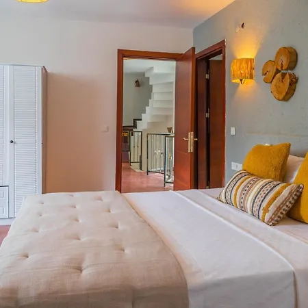 别墅 Private Villa-villa Lufu *