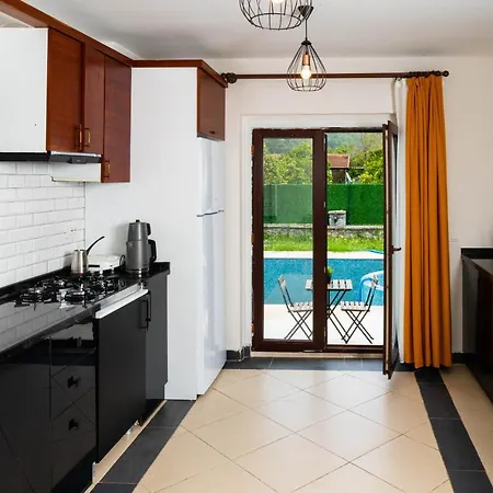 Private Villa-villa Lufu 马尔马里斯