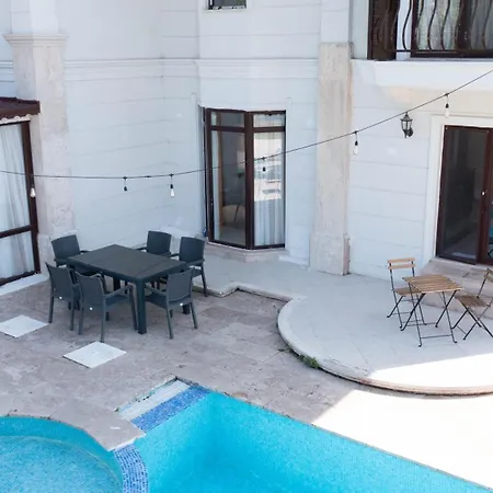 Private Villa-villa Lufu 别墅 马尔马里斯