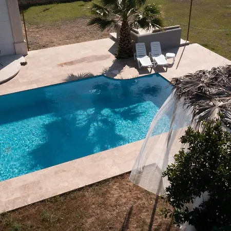 Private Villa-villa Lufu 马尔马里斯